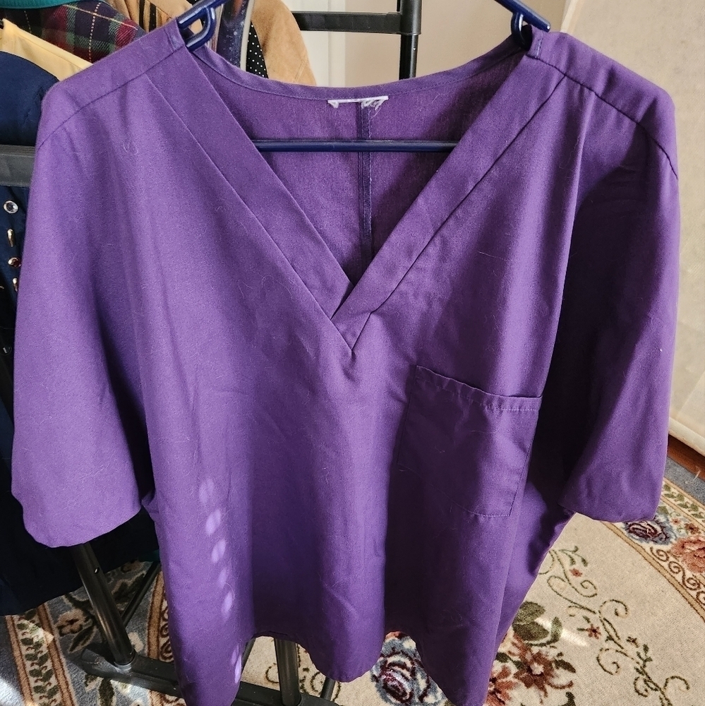 Cherokee Scrub Top